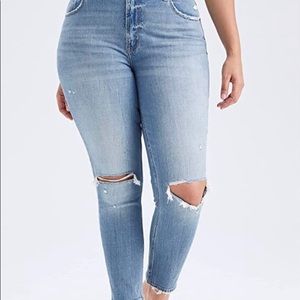 Abercrombie high rise skinny ankle jeans size 26S